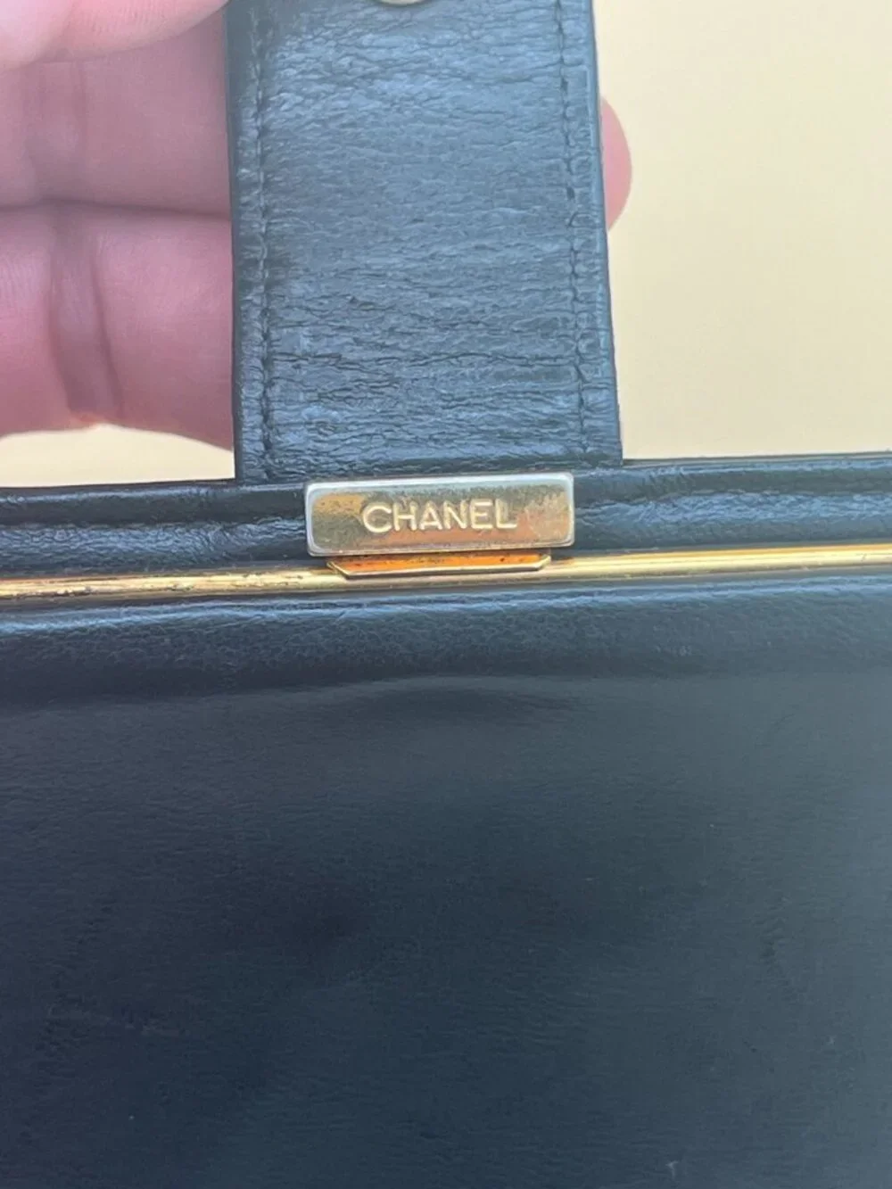 Chanel Black Lambskin CC Logo Compact Wallet Gold Kisslock Frame Snap Tab